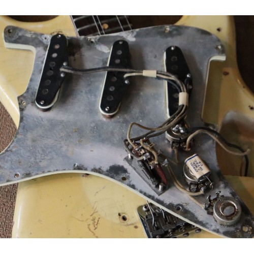 Fender Aluminum Guitar Pickguard Shield for '62 Strat